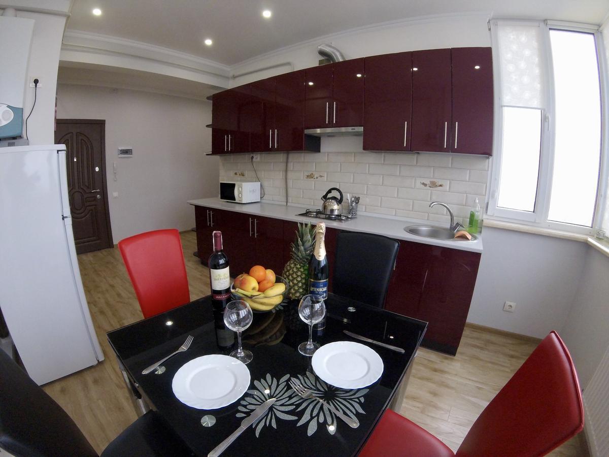 Vip Apartament In The Center Truskavets Eksteriør billede